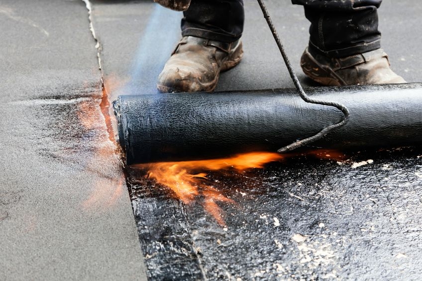 Lapostető szigetelés: Bitumen vagy PVC membrán?